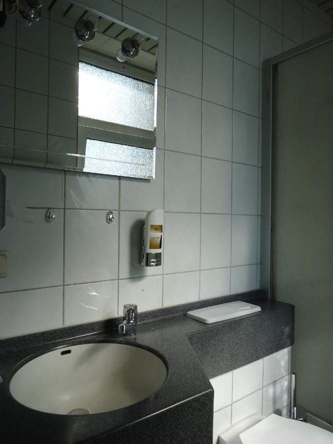 Hotel Schweizer Hof Halle  Bilik gambar